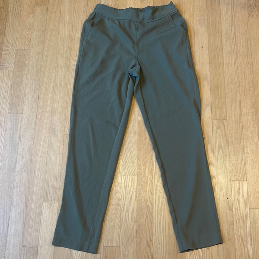 Max Studio green khaki pants size S